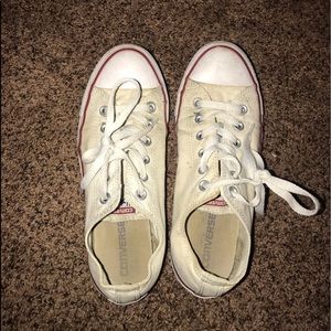 White converse